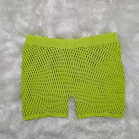 New SKIMS Limited Edition Lime Green Perforated Seamless Bike Shorts Size 3X - Picture 5 of 7
